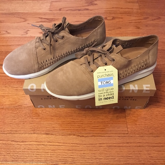 Toms Other - NWT Toms Toffee Woven Suede Sneakers- Size 11
